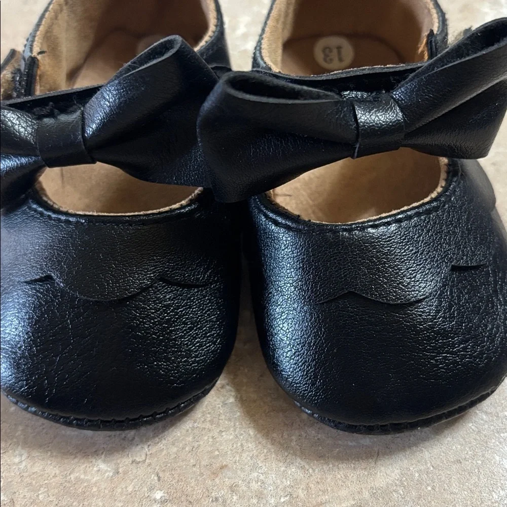 Myggpp Classic Black Infant Crib Shoes with Bow Size 12-18M